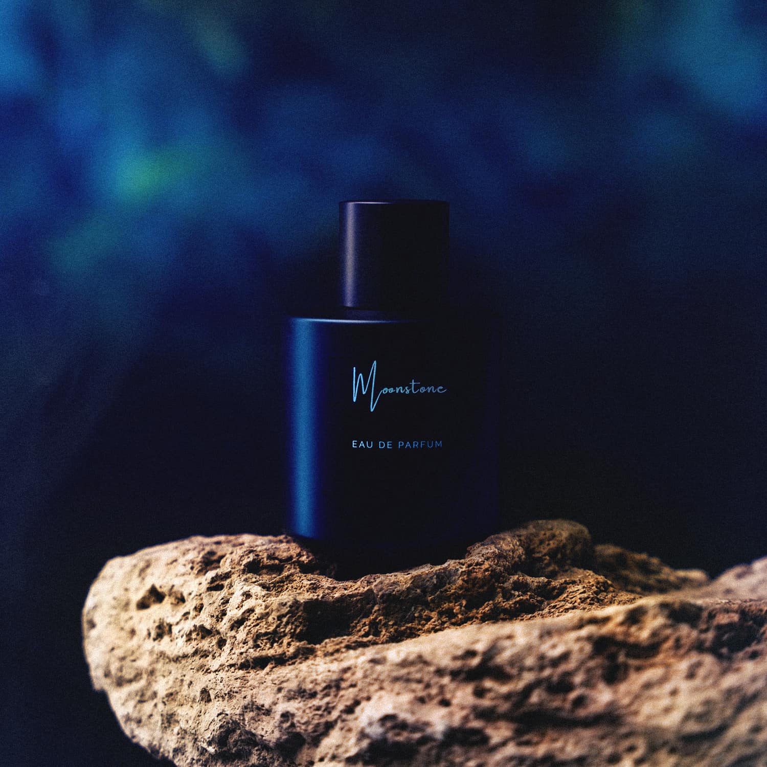 long lasting perfume, Moonstone by Tifmo presented elegantly